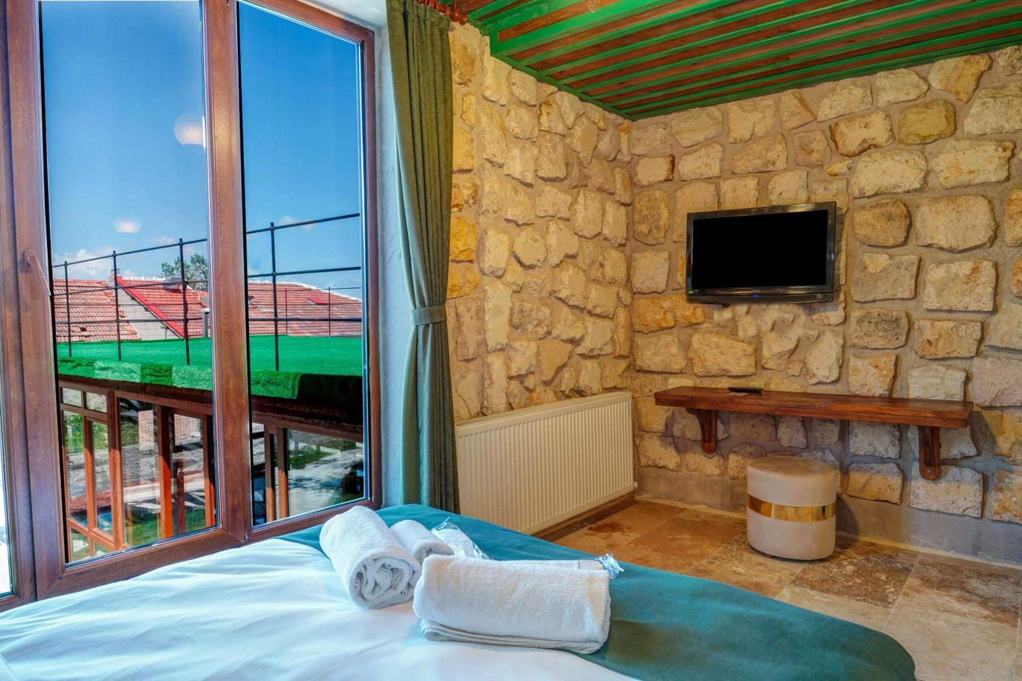 Hotel Nissa Cave à Göreme Extérieur photo