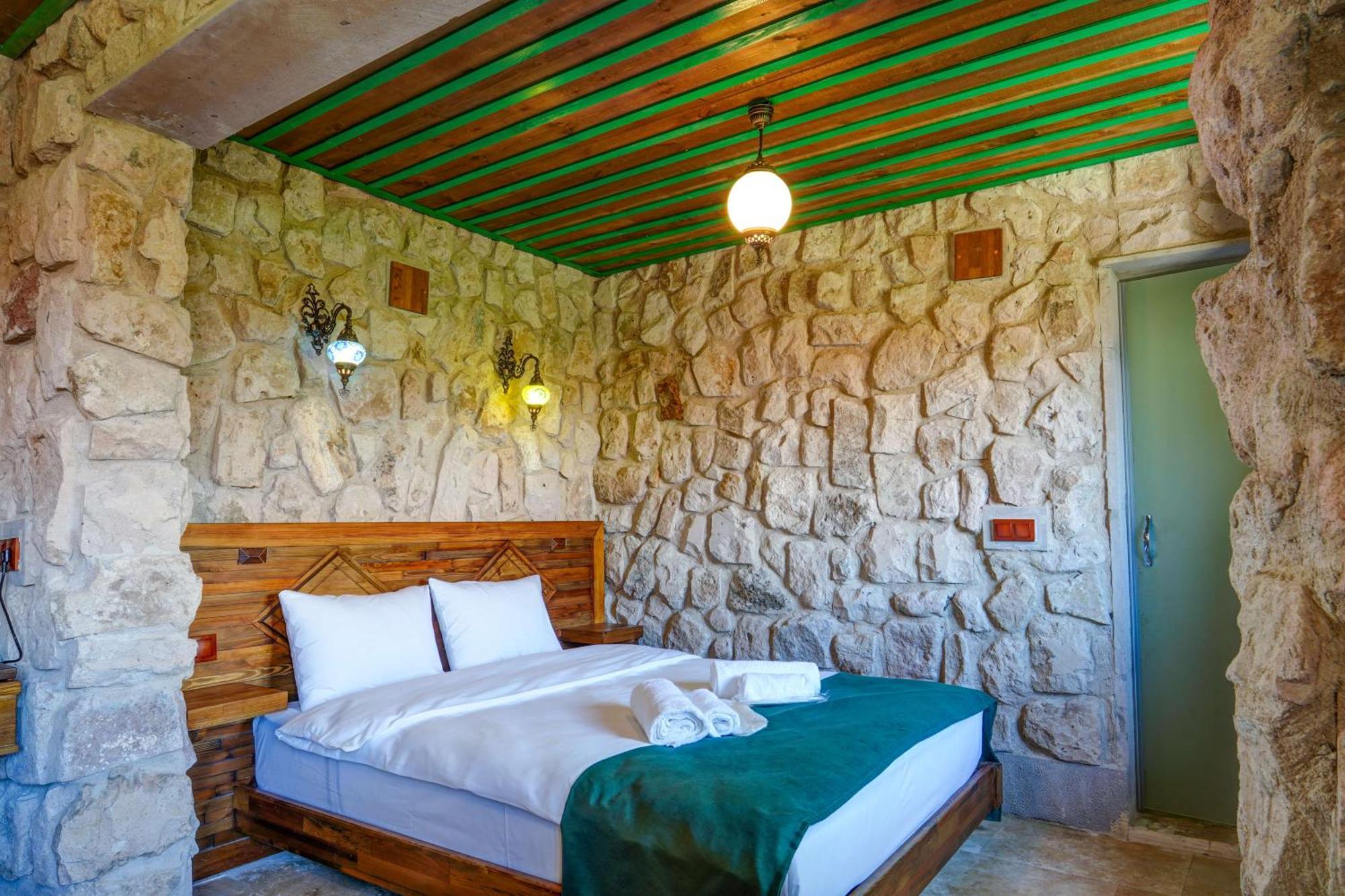 Hotel Nissa Cave à Göreme Extérieur photo